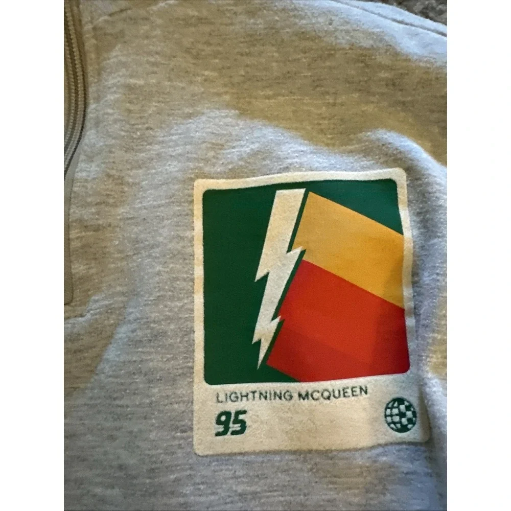 Disney Pixar Lightning McQueen Cars Grey Sweatshirt Boys Size 4